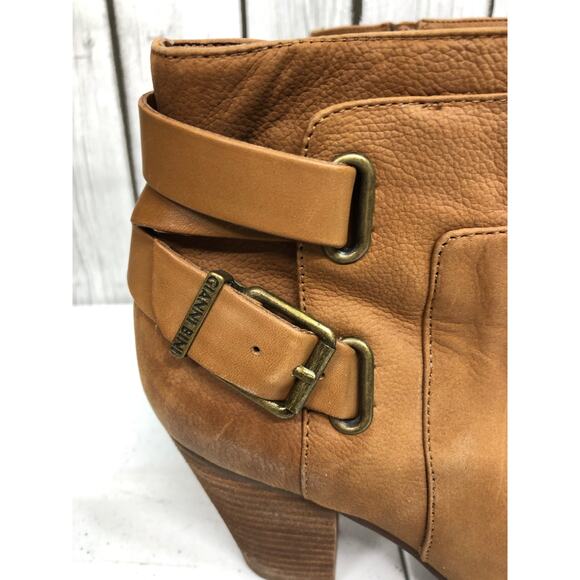 Gianni Bini Tan Nubuck Booties Size 9 - Picture 2 of 6